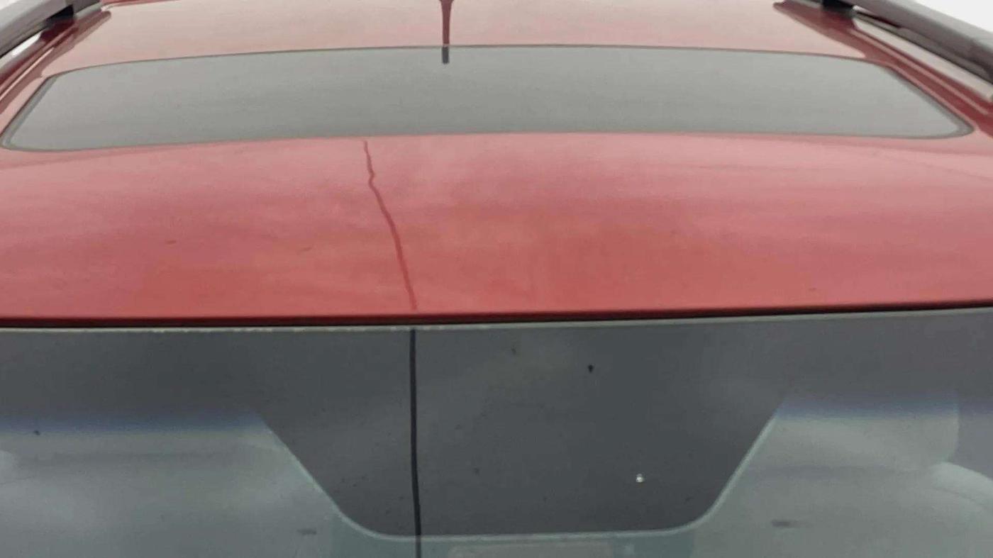 2021 Mahindra XUV300 W8 (O) 1.5 DIESEL, Diesel, Manual, 72,354 km, Moonroof/ Sunroof