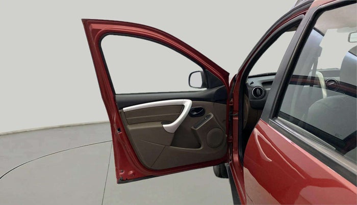 2018 Renault Duster RXS PETROL, Petrol, Manual, 52,944 km, LHS Front Door