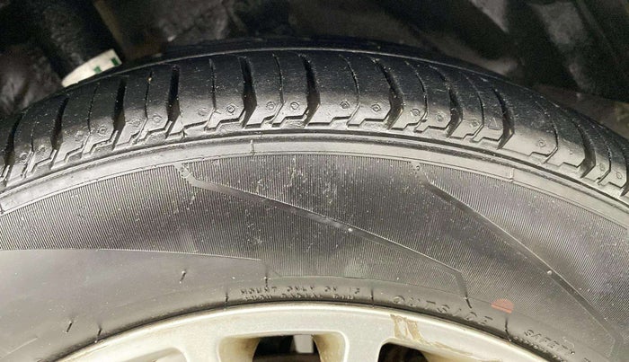 2014 Tata Zest XM PETROL, Petrol, Manual, 60,919 km, Left Front Tyre Tread