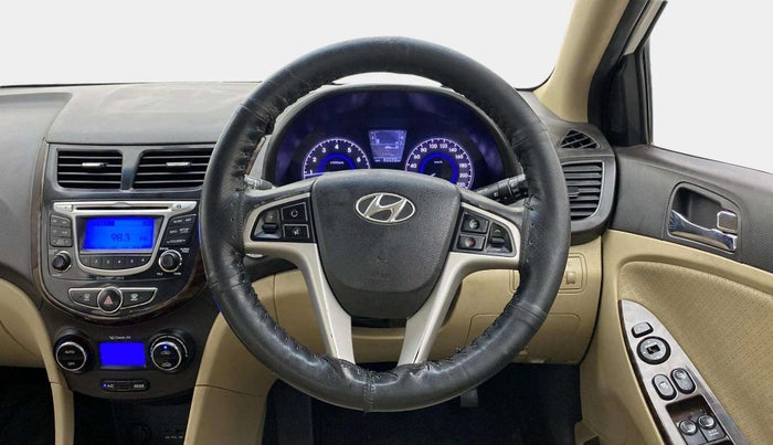 2014 Hyundai Verna FLUIDIC 1.6 VTVT SX OPT, Petrol, Manual, 82,273 km, Steering Wheel Close Up