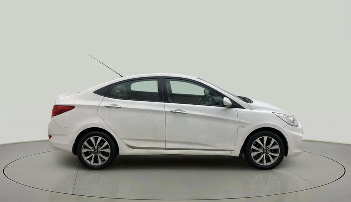 2014 Hyundai Verna FLUIDIC 1.6 VTVT SX OPT, Petrol, Manual, 82,273 km, Right Side View