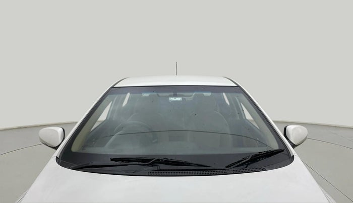 2014 Hyundai Verna FLUIDIC 1.6 VTVT SX OPT, Petrol, Manual, 82,273 km, Front Windshield