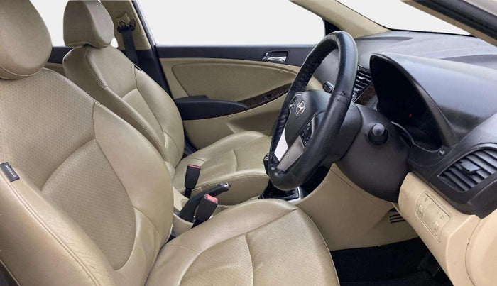 2014 Hyundai Verna FLUIDIC 1.6 VTVT SX OPT, Petrol, Manual, 82,273 km, Right Side Front Door Cabin