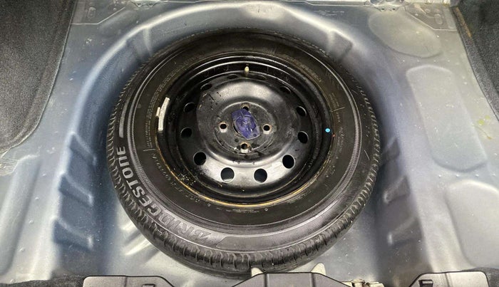 2017 Maruti Dzire VXI AMT, Petrol, Automatic, 81,379 km, Spare Tyre