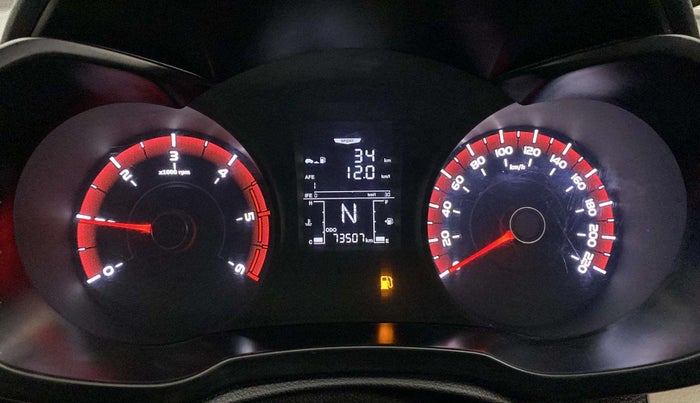 2019 Mahindra XUV300 W6 1.5 DIESEL, Diesel, Manual, 73,499 km, Odometer Image