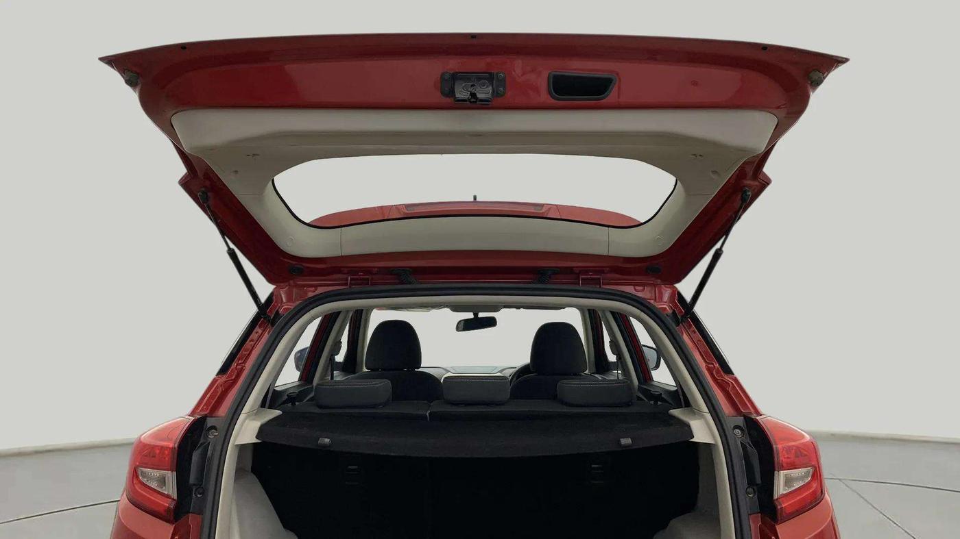 2019 Mahindra XUV300 W6 1.5 DIESEL, Diesel, Manual, 50 km, Boot Door Open