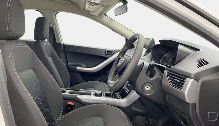 2022 Tata NEXON XE PETROL, Petrol, Manual, 47,852 km, Right Side Front Door Cabin