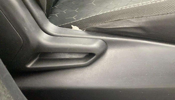 2022 Tata NEXON XE PETROL, Petrol, Manual, 47,852 km, Driver Side Adjustment Panel