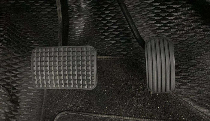 2018 Tata Tiago XTA PETROL, Petrol, Automatic, 27,264 km, Pedals
