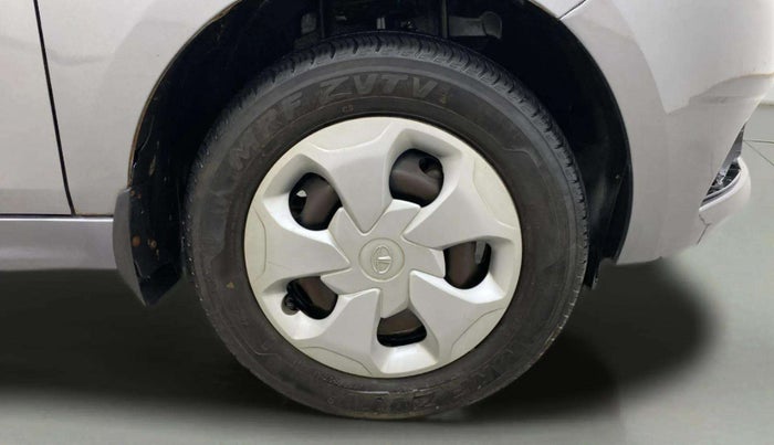 2018 Tata Tiago XTA PETROL, Petrol, Automatic, 27,264 km, Right Front Wheel