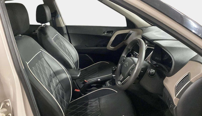 2016 Hyundai Creta SX PLUS 1.6 PETROL, Petrol, Manual, 35,777 km, Right Side Front Door Cabin