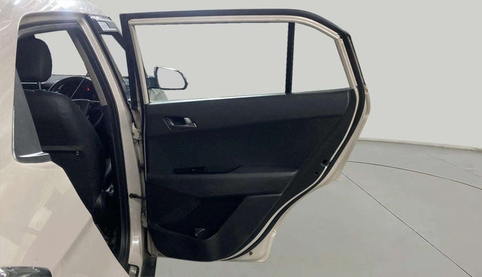 2016 Hyundai Creta SX PLUS 1.6 PETROL, Petrol, Manual, 35,777 km, RHS Rear Door