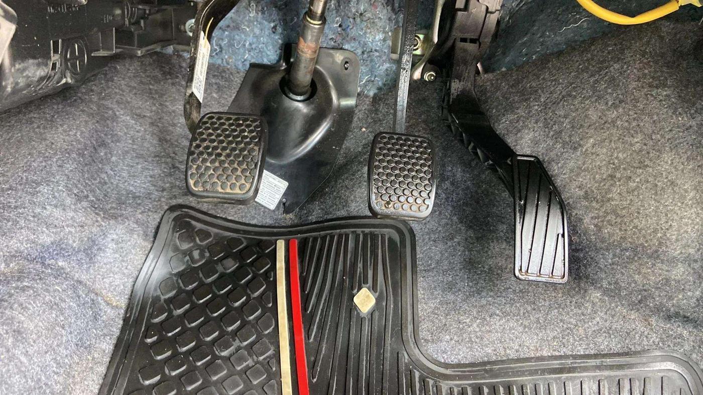 2022 Maruti Alto LXI O, Petrol, Manual, 2,592 km, Pedals
