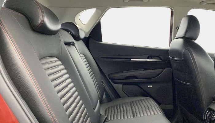 2023 KIA SONET GTX PLUS 1.0 TURBO PETROL DCT, Petrol, Automatic, 17,831 km, Right Side Rear Door Cabin