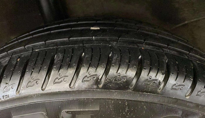 2023 KIA SONET GTX PLUS 1.0 TURBO PETROL DCT, Petrol, Automatic, 17,831 km, Right Rear Tyre Tread