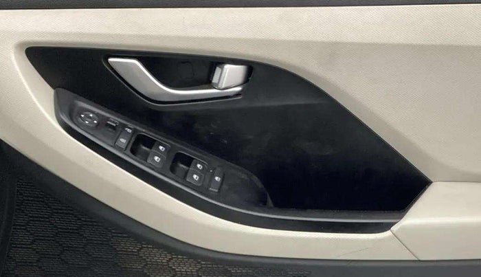 2020 Hyundai Creta S 1.5 PETROL, Petrol, Manual, 95,291 km, Driver Side Door Panels Control