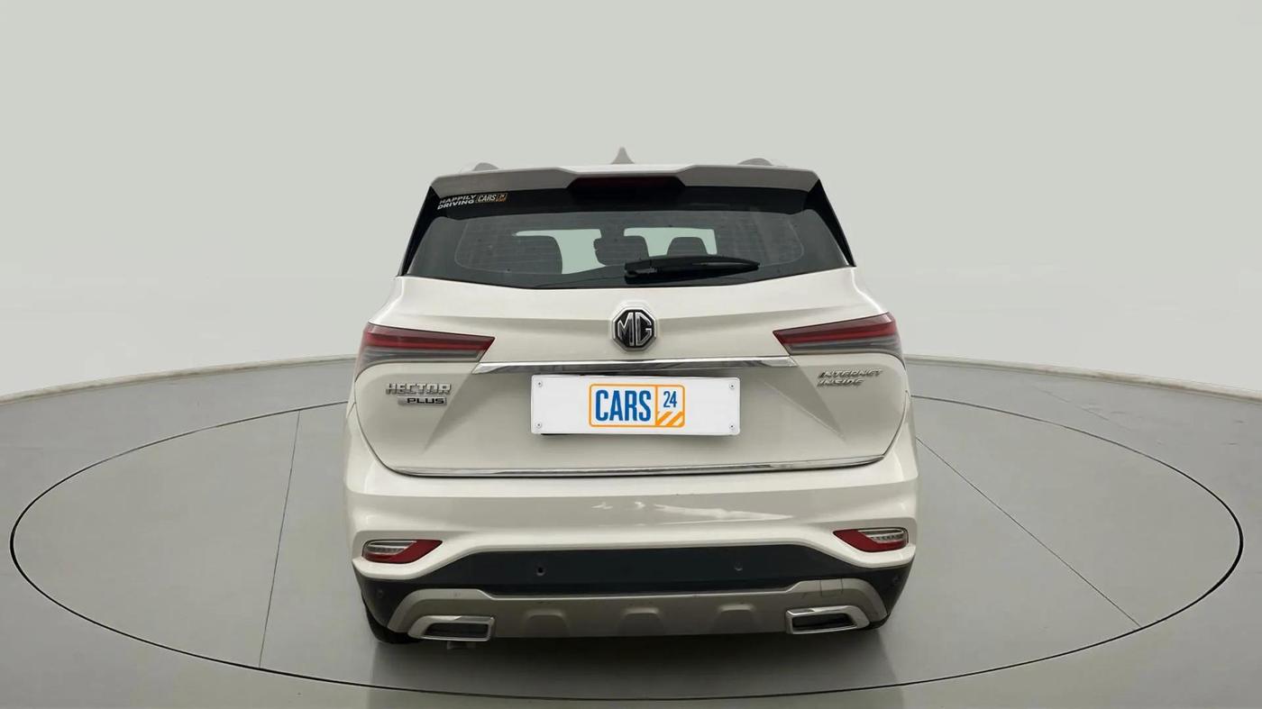 2022 MG HECTOR PLUS SELECT 2.0 DIESEL TURBO MT 7-STR, Diesel, Manual, 51,387 km, Back/Rear