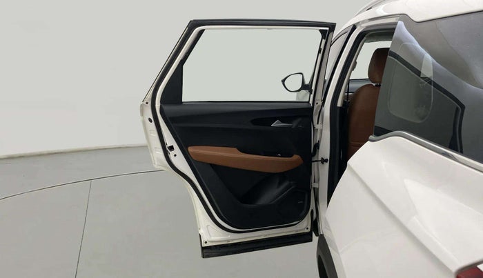 2022 MG HECTOR PLUS SELECT 2.0 DIESEL TURBO MT 7-STR, Diesel, Manual, 51,122 km, LHS Rear Door