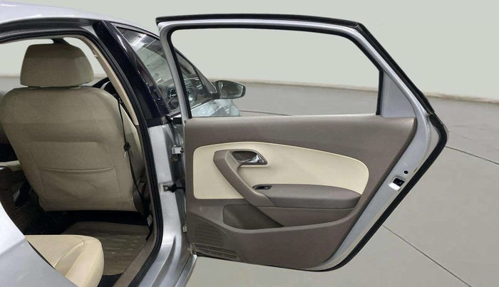 2016 Skoda Rapid 1.5 TDI CR STYLE PLUS AT, Diesel, Automatic, 57,453 km, RHS Rear Door
