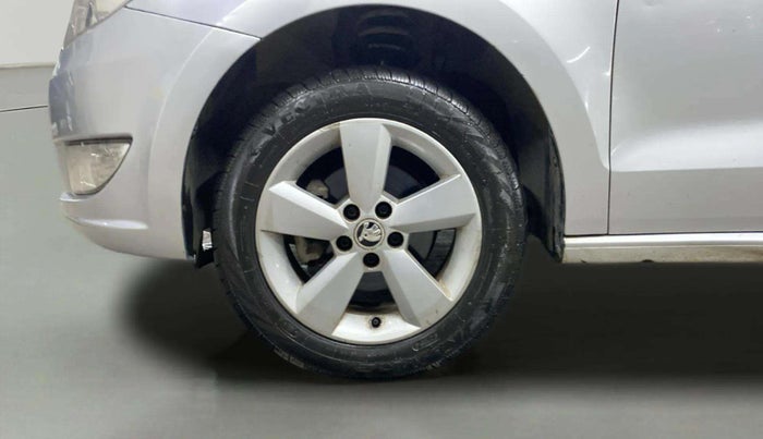 2016 Skoda Rapid 1.5 TDI CR STYLE PLUS AT, Diesel, Automatic, 57,453 km, Left Front Wheel