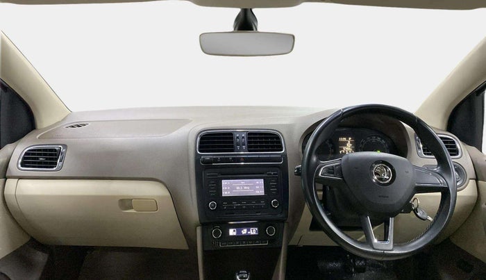 2016 Skoda Rapid 1.5 TDI CR STYLE PLUS AT, Diesel, Automatic, 57,453 km, Dashboard