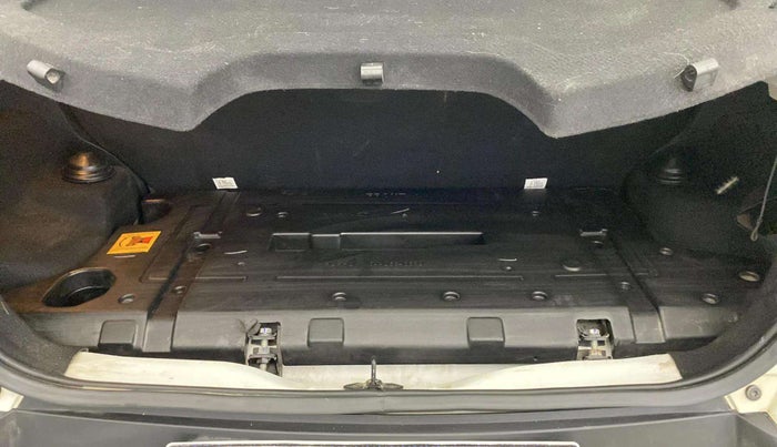 2024 Tata PUNCH ADVENTURE RHYTHM CNG MT, CNG, Manual, 21,337 km, Boot Inside