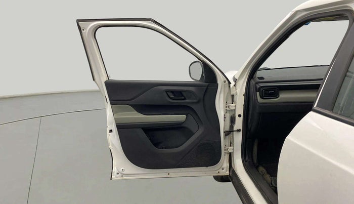2024 Tata PUNCH ADVENTURE RHYTHM CNG MT, CNG, Manual, 21,337 km, LHS Front Door