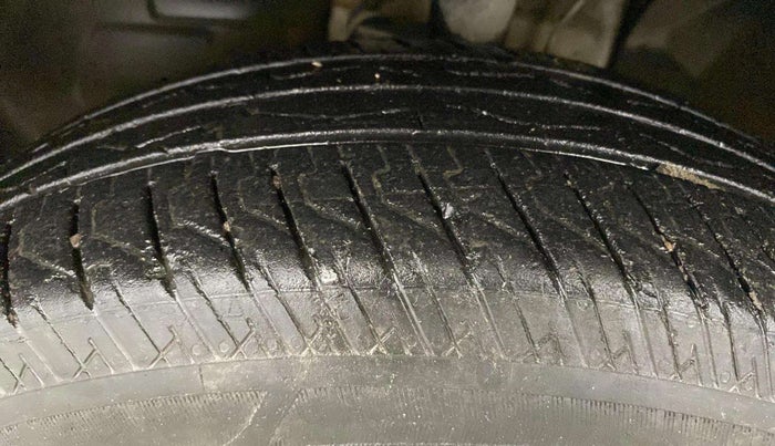 2024 Tata PUNCH ADVENTURE RHYTHM CNG MT, CNG, Manual, 21,337 km, Left Front Tyre Tread