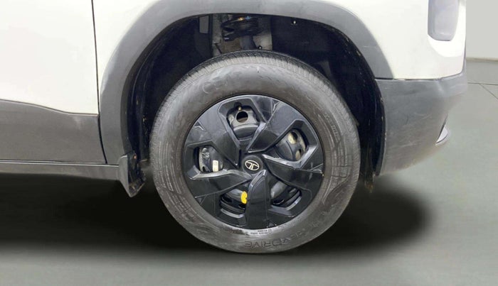 2024 Tata PUNCH ADVENTURE RHYTHM CNG MT, CNG, Manual, 21,337 km, Right Front Wheel