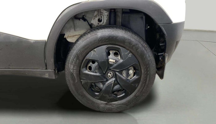 2024 Tata PUNCH ADVENTURE RHYTHM CNG MT, CNG, Manual, 21,337 km, Left Rear Wheel
