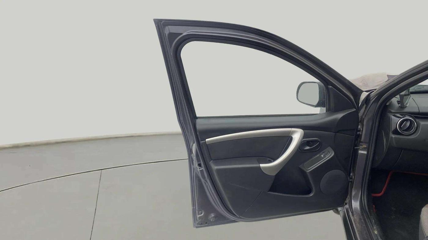 2019 Renault Duster RXS OPT CVT, Petrol, Automatic, 66,221 km, LHS Front Door