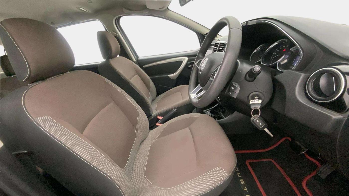 2019 Renault Duster RXS OPT CVT, Petrol, Automatic, 66,221 km, Right Side Front Door Cabin