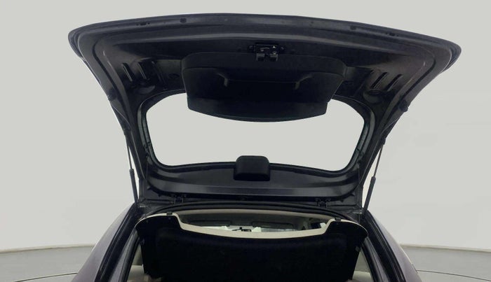 2019 Renault Duster RXS OPT CVT, Petrol, Automatic, 2,039 km, Boot Door Open