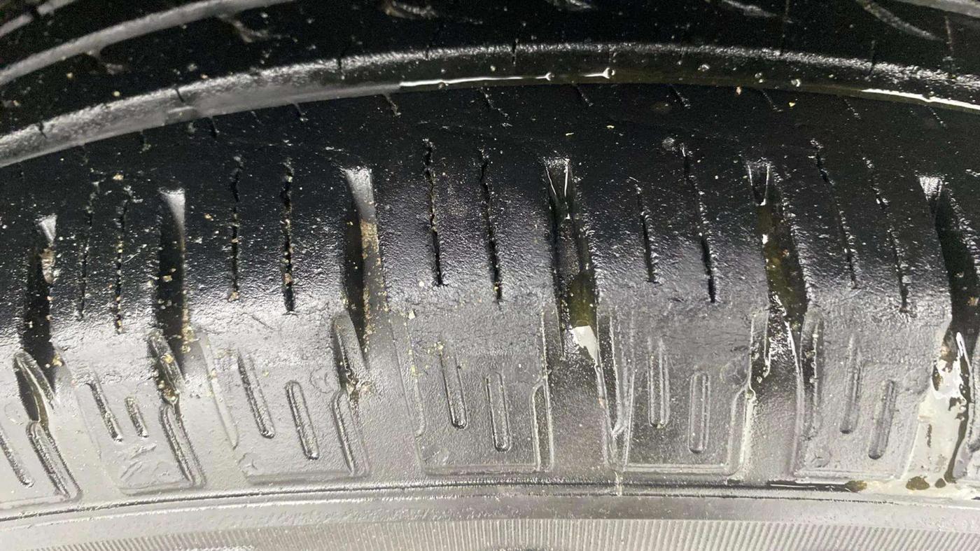 2019 Renault Duster RXS OPT CVT, Petrol, Automatic, 66,221 km, Right Front Tyre Tread