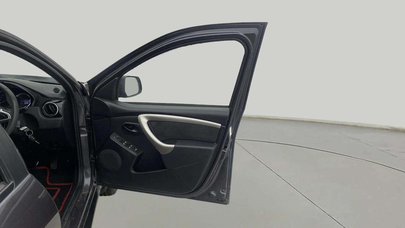 2019 Renault Duster RXS OPT CVT, Petrol, Automatic, 66,221 km, RHS Front Door