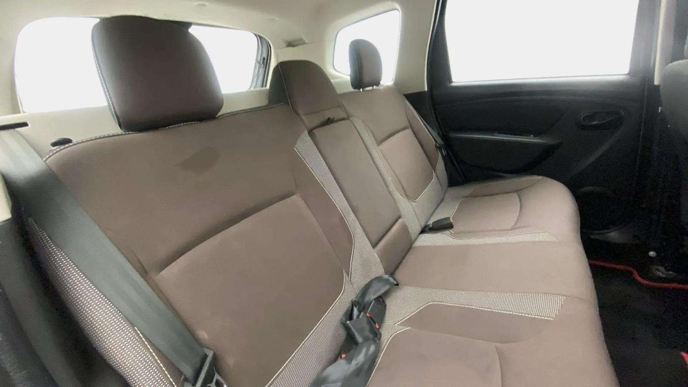 2019 Renault Duster RXS OPT CVT, Petrol, Automatic, 66,221 km, Right Side Rear Door Cabin