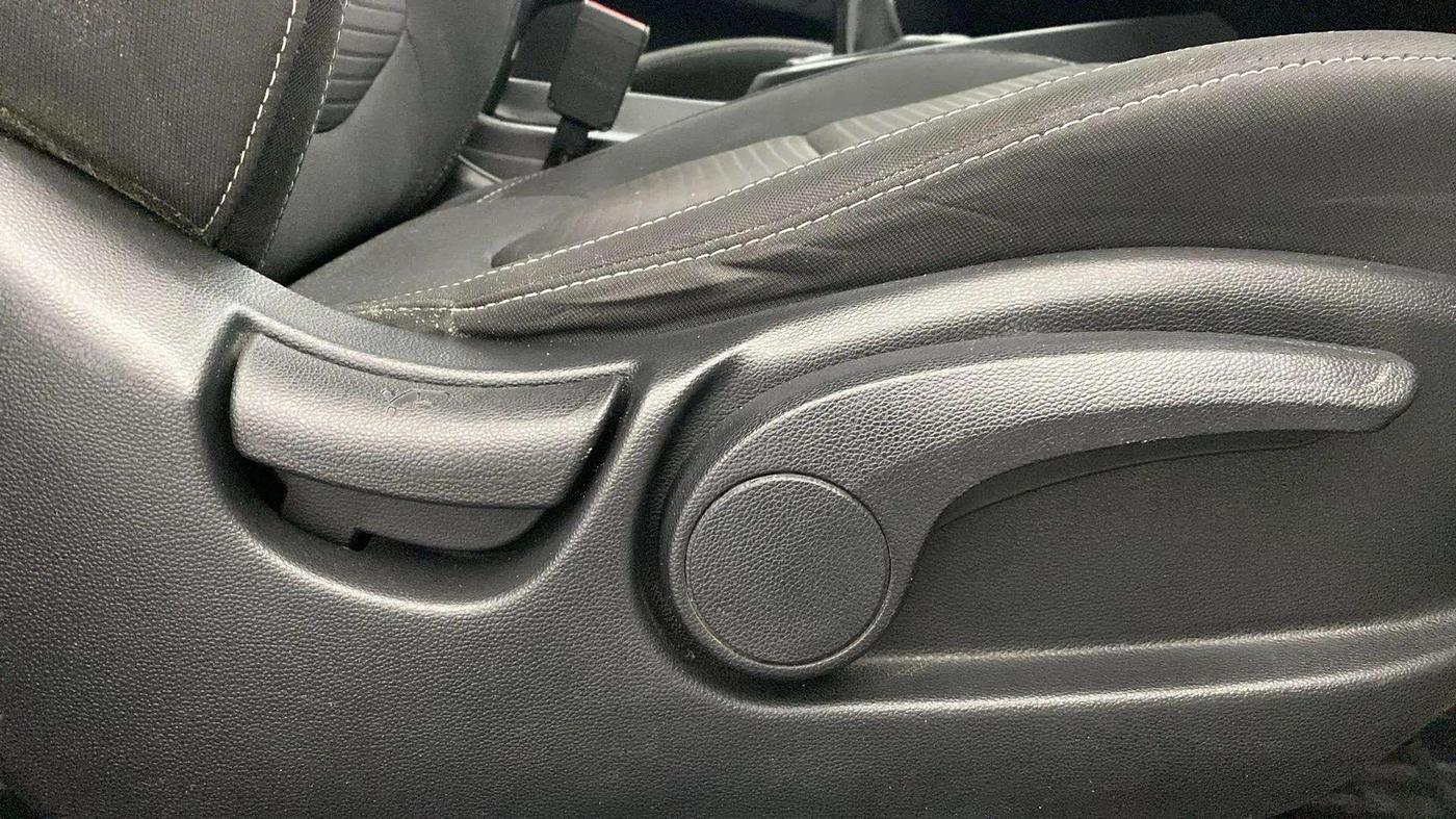 2019 Hyundai Creta SX SPORTS EDITION 1.6 DIESEL, Diesel, Manual, 72,546 km, Driver Side Adjustment Panel