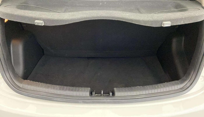 2013 Hyundai Grand i10 ASTA 1.2 KAPPA VTVT, Petrol, Manual, 50,666 km, Boot Open Zoomed View