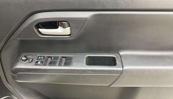 2022 Maruti New Wagon-R ZXI PLUS 1.2 AMT, Petrol, Automatic, 31,552 km, Driver Side Door Panels Control