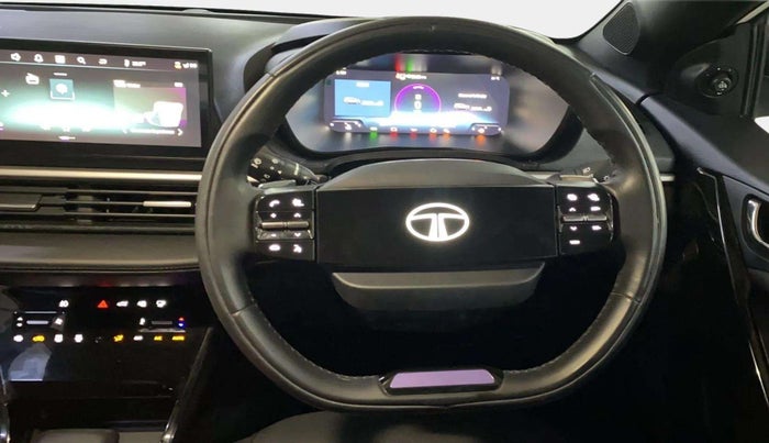 2024 Tata NEXON FEARLESS + SUNROOF DCA DUAL TONE 1.2 PETROL, Petrol, Automatic, 20,964 km, Steering Wheel Close Up