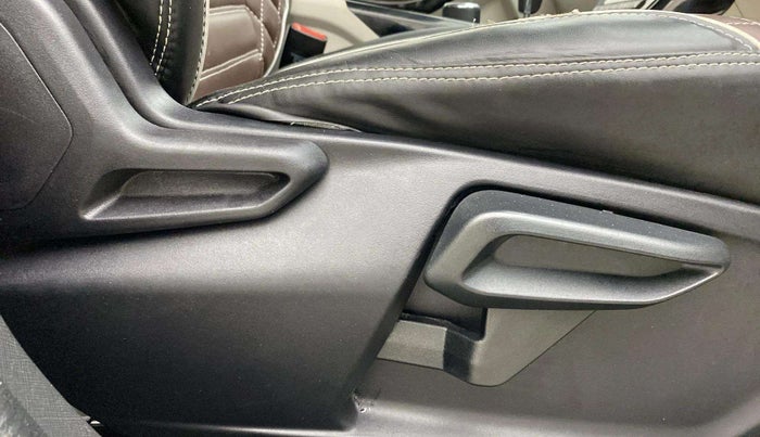 2023 Tata NEXON XZA PLUS PETROL, Petrol, Automatic, 20,365 km, Driver Side Adjustment Panel