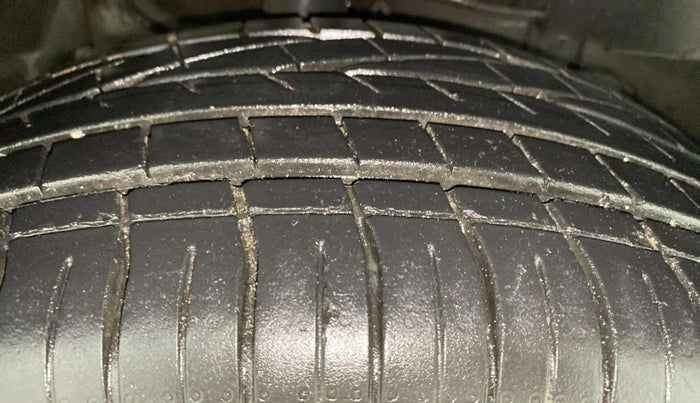 2023 Tata NEXON XZA PLUS PETROL, Petrol, Automatic, 20,365 km, Right Front Tyre Tread