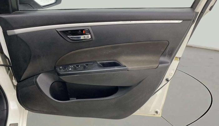 2015 Maruti Swift VXI, Petrol, Manual, 80,786 km, Driver Side Door Panels Control