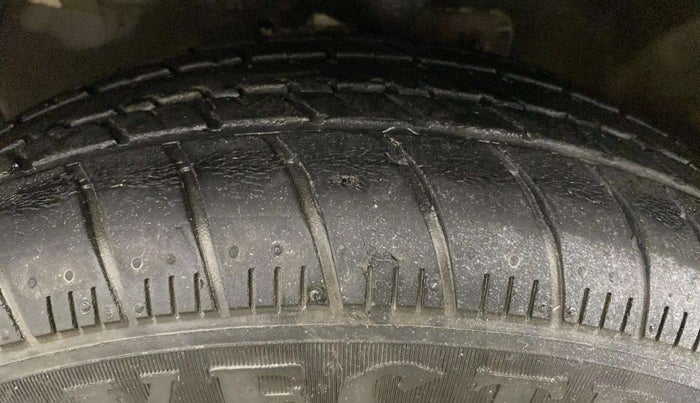 2021 Maruti Celerio VXI CNG, CNG, Manual, 22,952 km, Left Front Tyre Tread