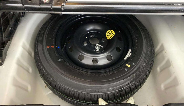 2022 Maruti Dzire ZXI CNG, CNG, Manual, 28,048 km, Spare Tyre