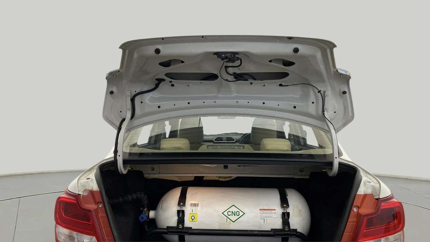 2022 Maruti Dzire ZXI CNG, CNG, Manual, 28,176 km, Boot Door Open