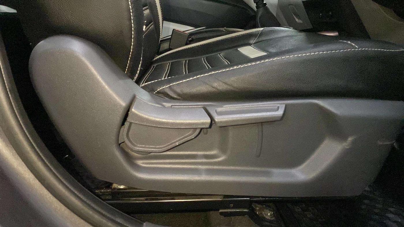 2021 Hyundai AURA S 1.2, Petrol, Manual, 40,746 km, Driver Side Adjustment Panel