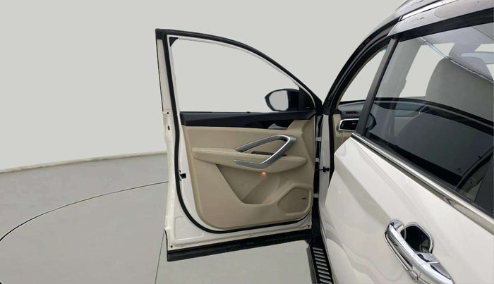 2022 MG HECTOR SHARP 1.5 CVT PETROL DUAL TONE, Petrol, Automatic, 26,273 km, LHS Front Door