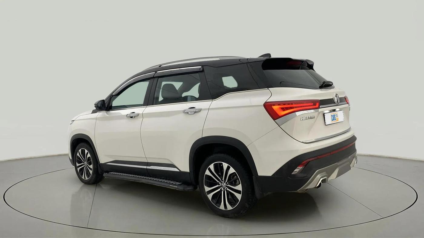 2022 MG HECTOR SHARP 1.5 CVT PETROL DUAL TONE, Petrol, Automatic, 26,386 km, Left Back Diagonal