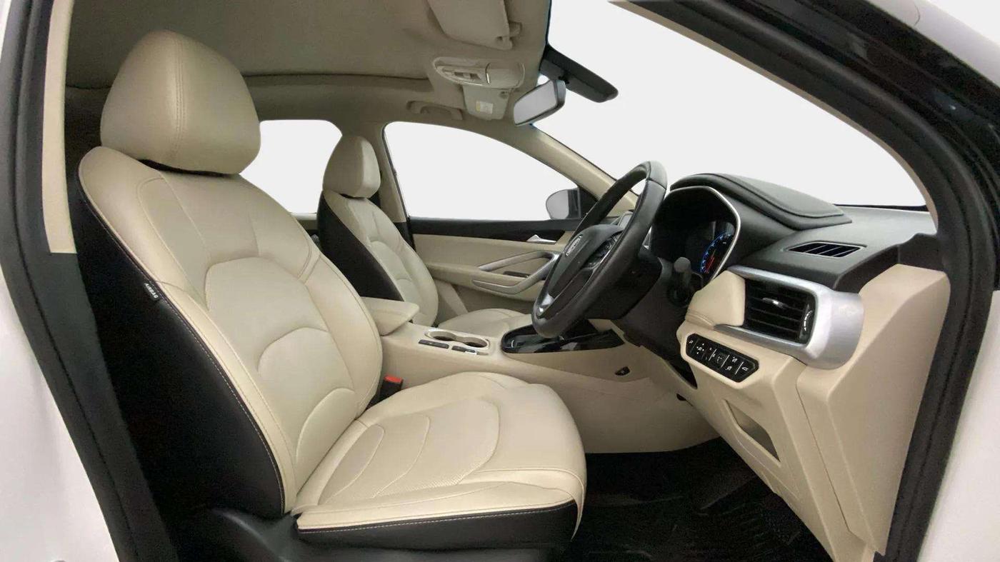 2022 MG HECTOR SHARP 1.5 CVT PETROL DUAL TONE, Petrol, Automatic, 26,386 km, Right Side Front Door Cabin
